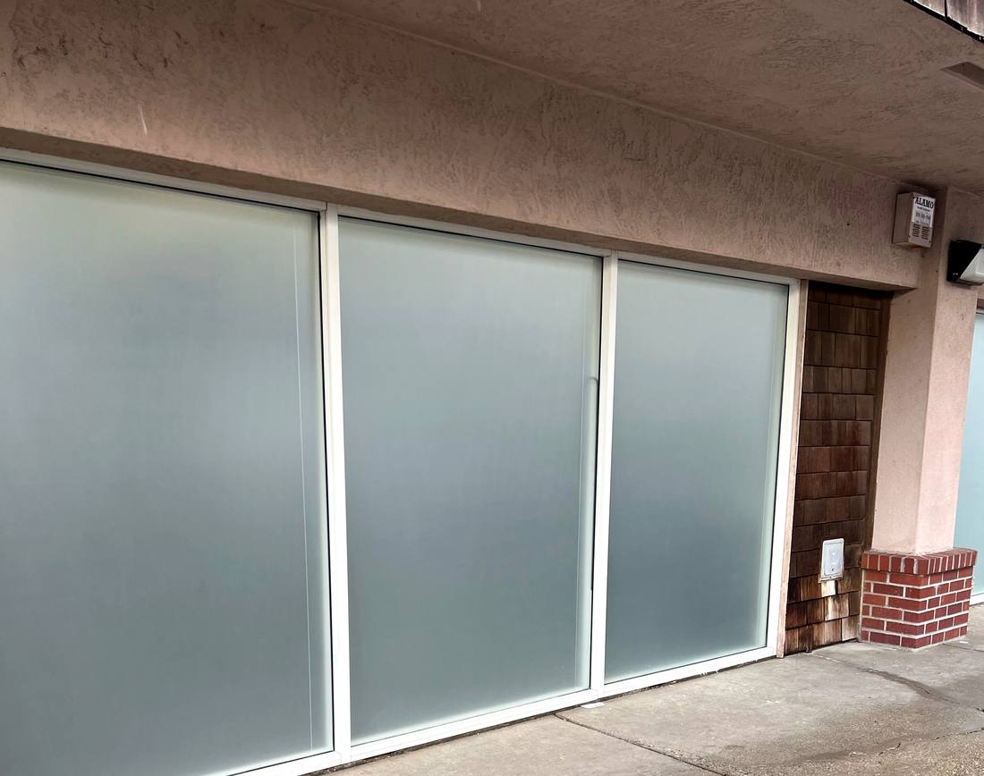 Frosted vinyl privacy window film